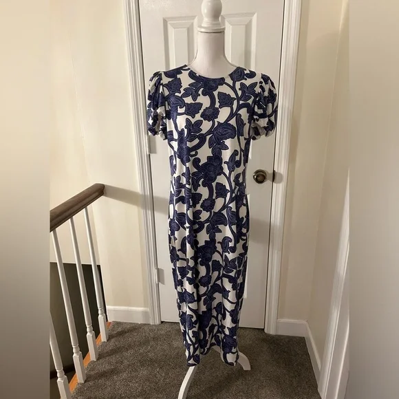 Host Pick πππ9/21/24 Boden Puff Sleeve Jersey Midi Dress - Picture 4 of 10